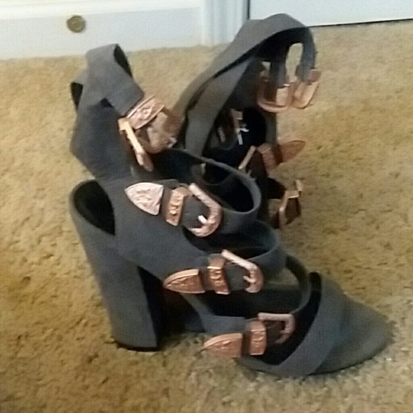 Shoes - Picture 2 of 2